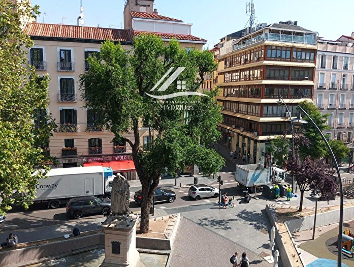 Piso en venta en Centro, Embajadores Lavapiés de 3 habitaciones