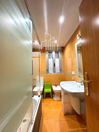 Casas en venta y pisos alquiler - 2