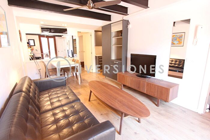 Casas en venta y pisos alquiler - 1