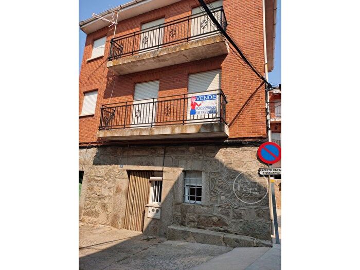 Casas en venta y pisos alquiler - 1