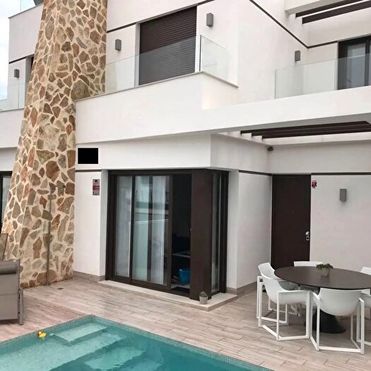 Casas en venta y pisos alquiler - 1