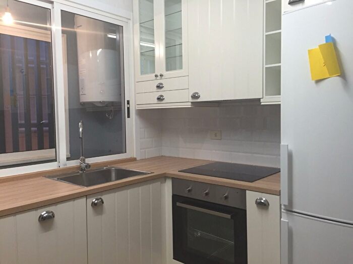 Casas en venta y pisos alquiler - 1
