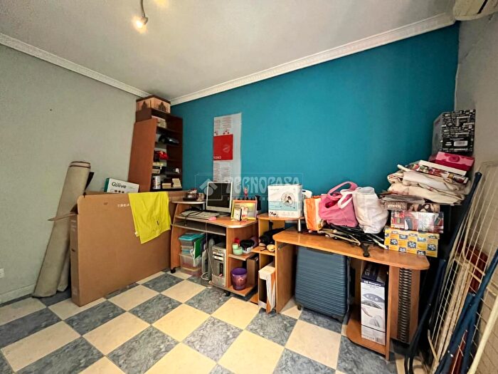 Casas en venta y pisos alquiler - 2