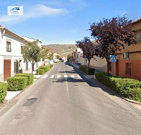 Casa en venta en Moral de Calatrava, Ciudad Real de 5 habitaciones