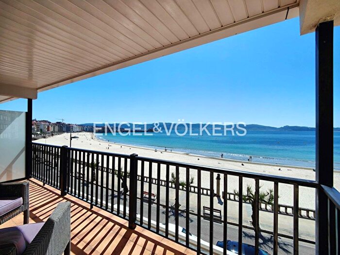 Piso en venta en Sanxenxo pueblo, Sanxenxo de 5 habitaciones