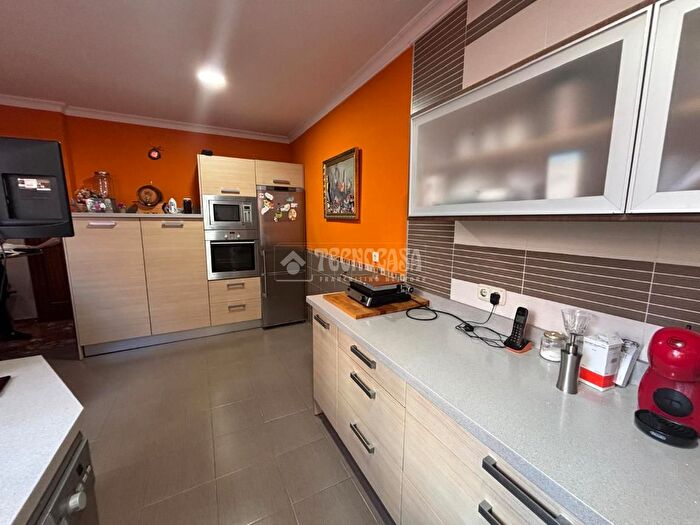 Casa en venta en Puerto de la Torre Atabal, Los Almendros El Limonero El Tomillar de 5 habitaciones