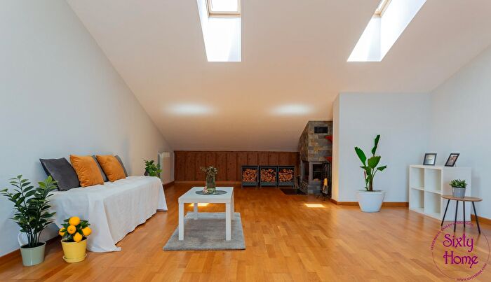 Casas en venta y pisos alquiler - 3