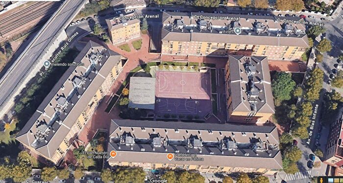 Piso en venta en Andalucía, Córdoba de 4 habitaciones
