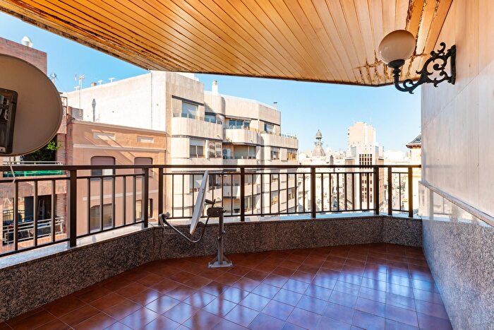 Casas en venta y pisos alquiler - 3