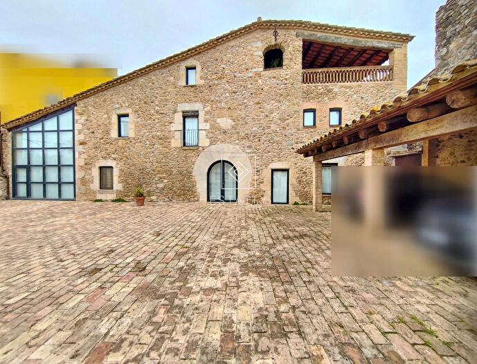 Casa en venta en Bordils, Girona de 7 habitaciones
