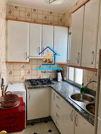 Casas en venta y pisos alquiler - 2