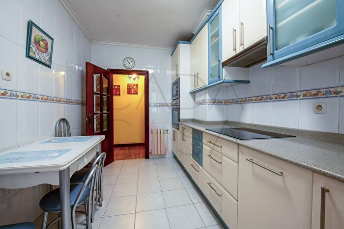 Casas en venta y pisos alquiler - 2