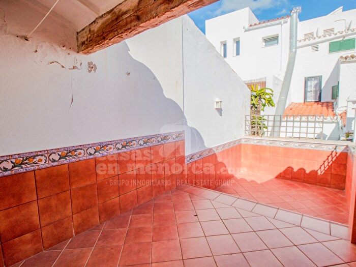 Casas en venta y pisos alquiler - 2