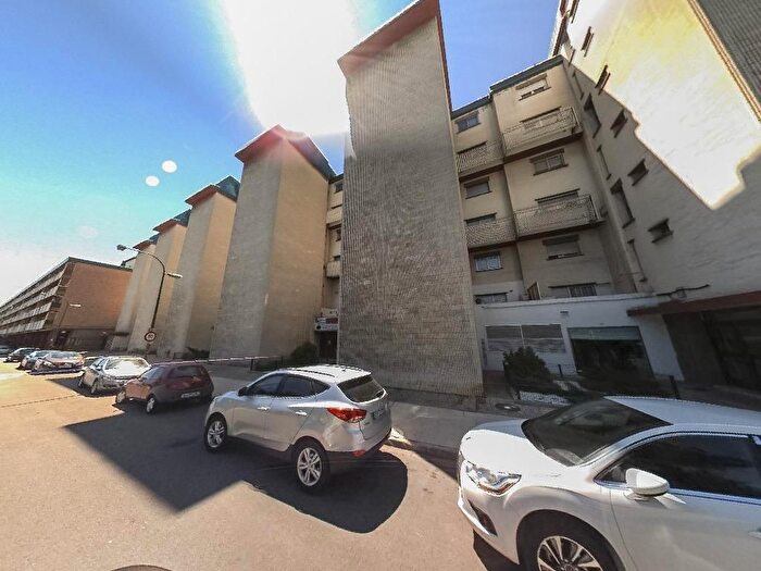 Piso en venta en La Almozara, Zaragoza Capital de 4 habitaciones
