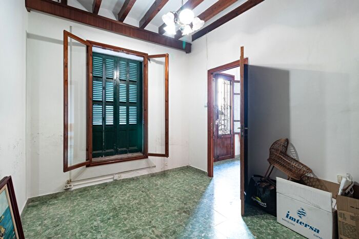Casas en venta y pisos alquiler - 2