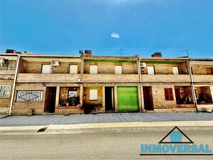 Casa en venta en Mequinenza, Zaragoza de 4 habitaciones