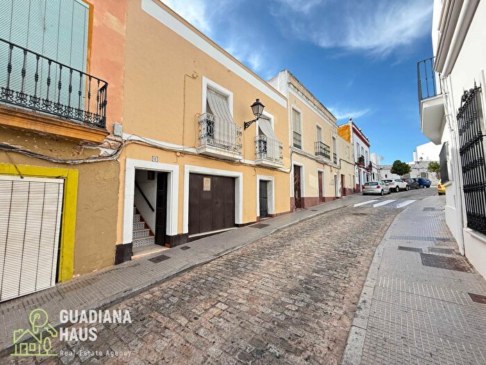 Casas en venta y pisos alquiler - 2