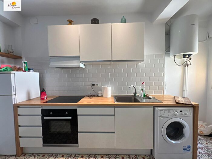 Casas en venta y pisos alquiler - 3