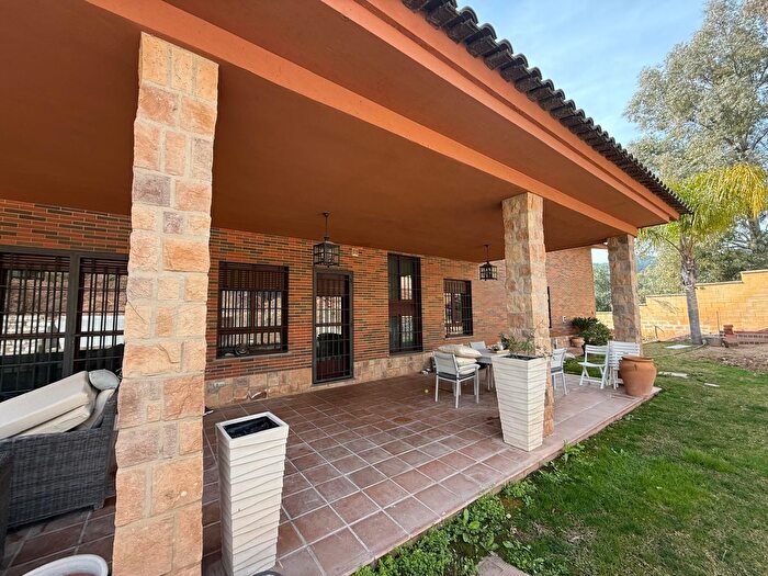Casa en venta en NorteSierra, El Brillante El Naranjo El Tablero de 5 habitaciones