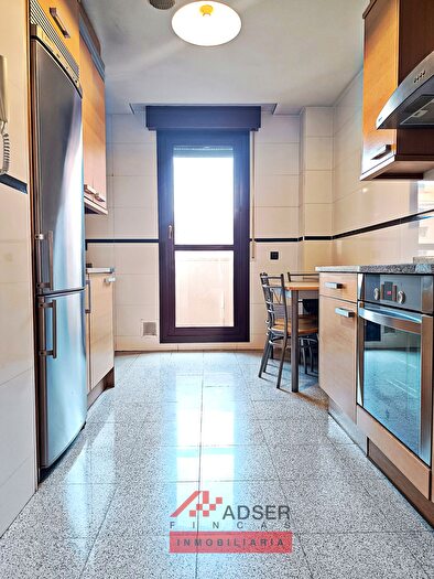 Casas en venta y pisos alquiler - 3