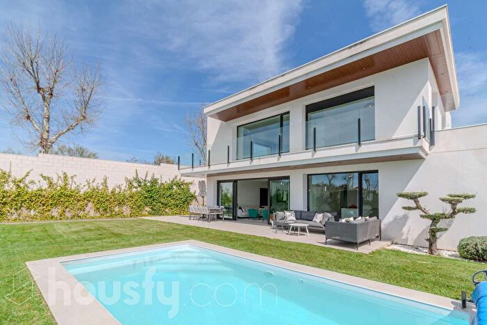 Casa en venta en Cabanillas del Campo, Guadalajara de 4 habitaciones