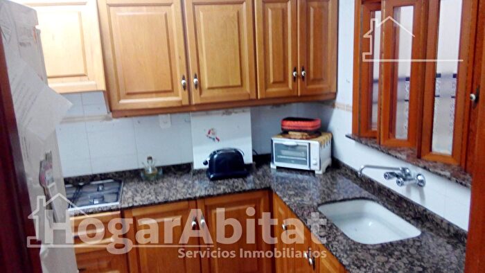 Casas en venta y pisos alquiler - 2