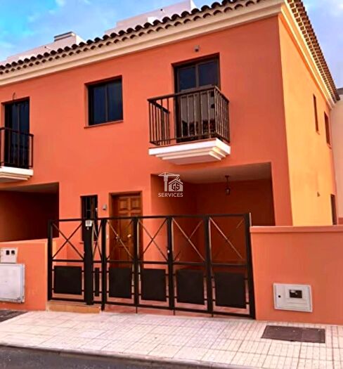 Casa en venta en Tijoco Bajo, Adeje de 2 habitaciones