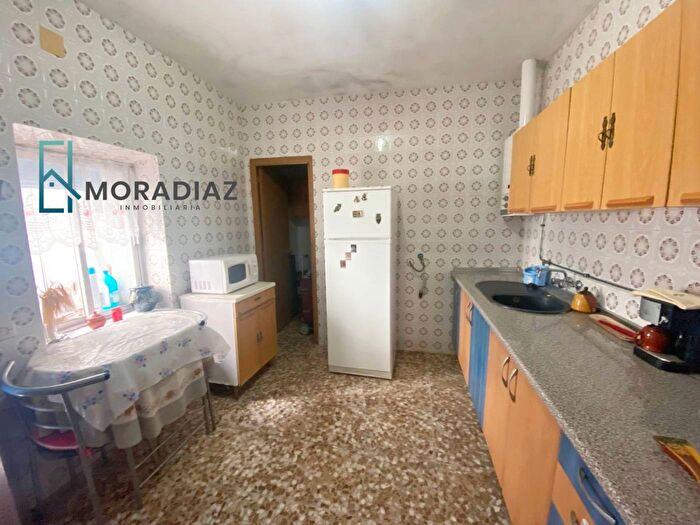 Casas en venta y pisos alquiler - 2