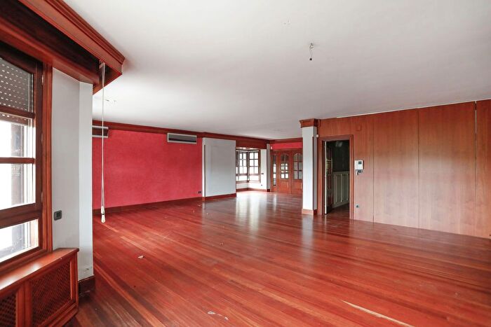 Casas en venta y pisos alquiler - 2
