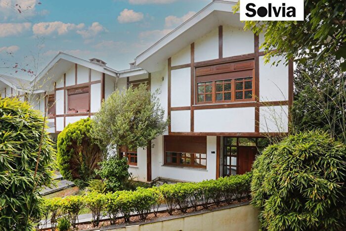 Casas en venta y pisos alquiler - 1