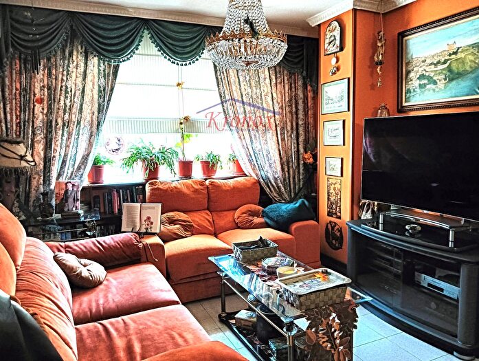 Casas en venta y pisos alquiler - 2