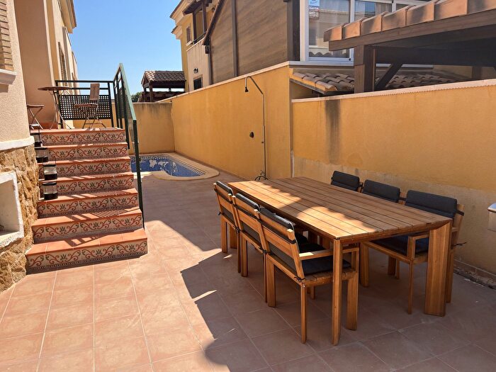 Casa en venta en Benferri, Alicante de 3 habitaciones