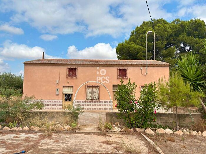 Casa en venta en Totana, Murcia de 4 habitaciones