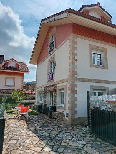 Casa en venta en Guriezo, Cantabria de 4 habitaciones
