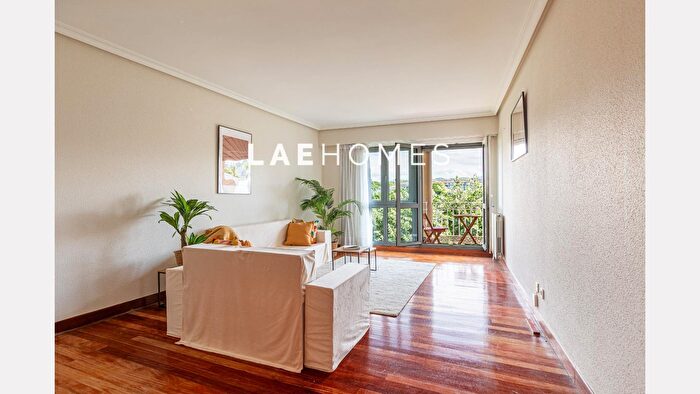 Casas en venta y pisos alquiler - 2