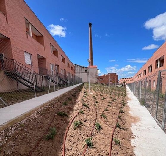 Casa en venta en Cebolla, Toledo de 4 habitaciones