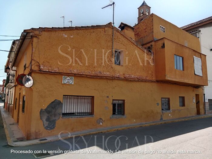Casas en venta y pisos alquiler - 2