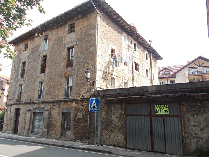Casas en venta y pisos alquiler - 1