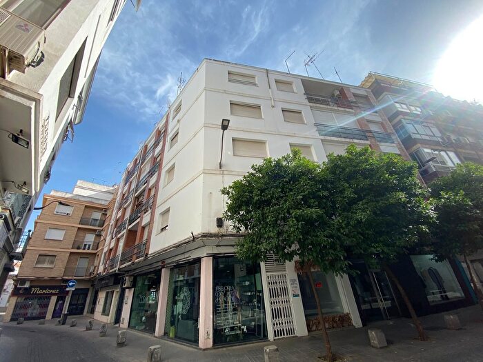 Casas en venta y pisos alquiler - 1