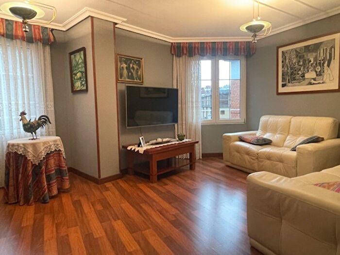 Casas en venta y pisos alquiler - 2