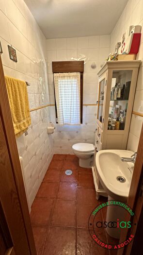 Casas en venta y pisos alquiler - 3