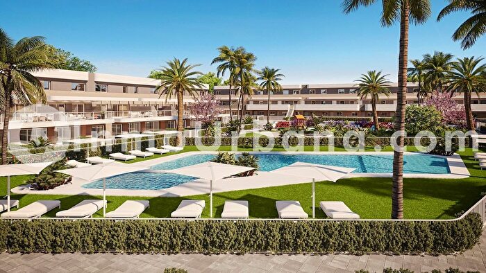 Piso en venta en Monforte del Cid, Alicante de 2 habitaciones