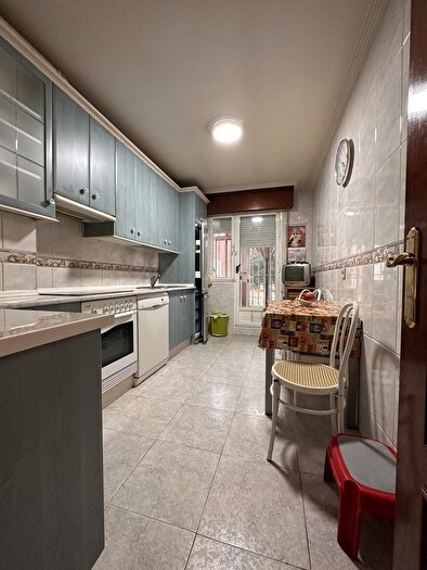 Casas en venta y pisos alquiler - 1