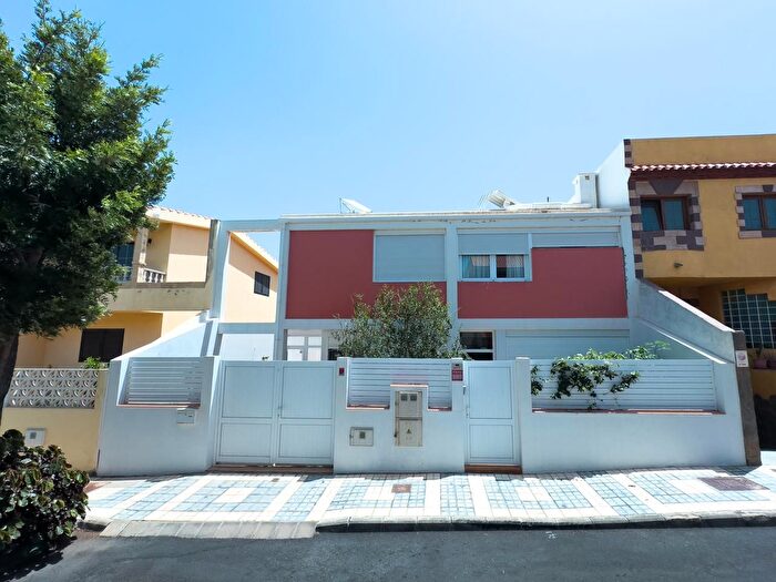 Casa en venta en Agüimes Temisas, Agüimes de 4 habitaciones