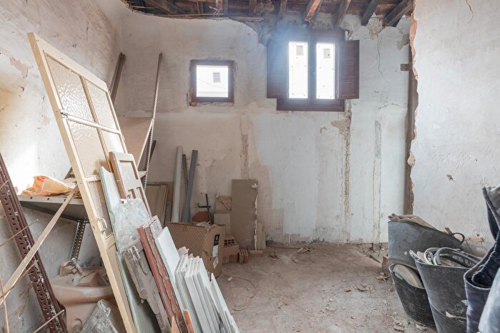 Casas en venta y pisos alquiler - 2