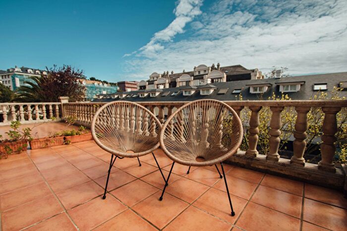 Casas en venta y pisos alquiler - 1
