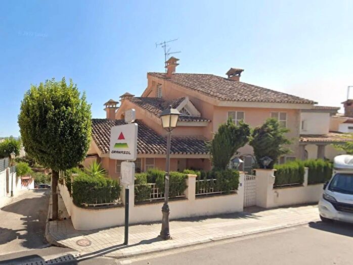 Casa en venta en Andalucía, Granada de 5 habitaciones