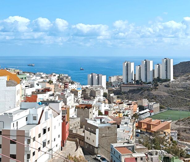Casas en venta y pisos alquiler - 1