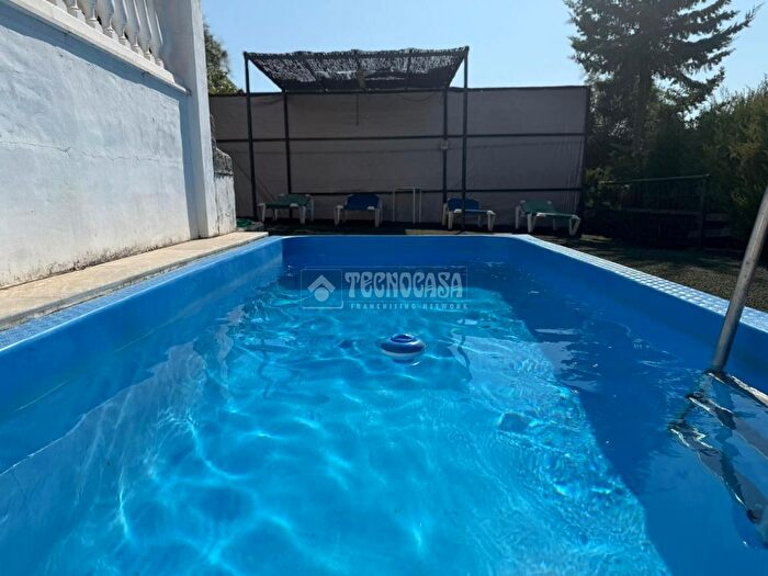 Casas en venta y pisos alquiler - 2