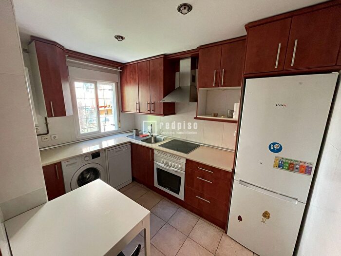 Casas en venta y pisos alquiler - 3